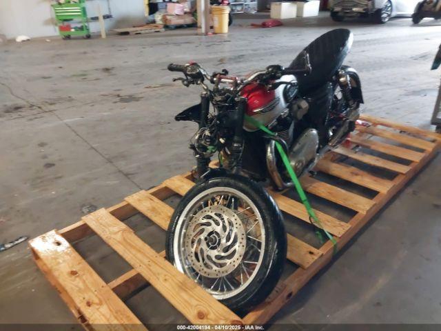  Salvage Triumph Motorcycle Bonneville
