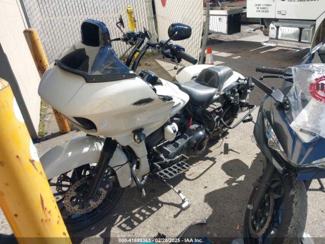  Salvage Harley-Davidson Fltrxs