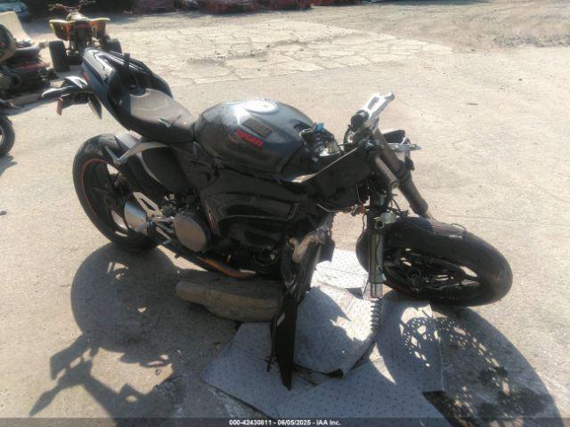  Salvage Ducati Panigale