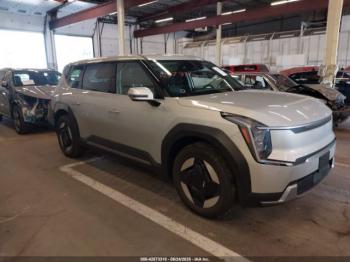  Salvage Kia Ev9