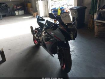  Salvage Suzuki Gsx-r1000