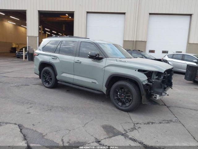  Salvage Toyota Sequoia