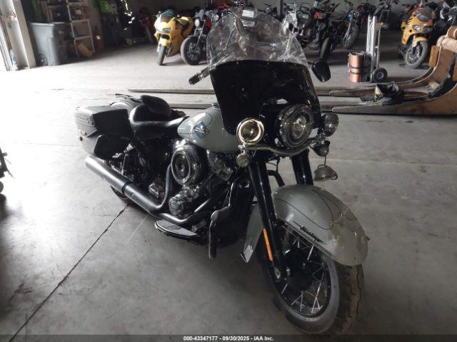  Salvage Harley-Davidson Flhc