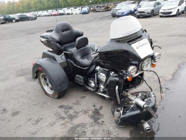  Salvage Harley-Davidson Flhtcutg