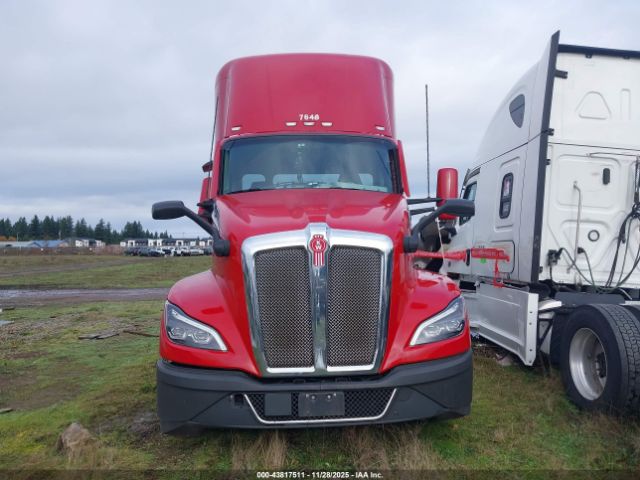 Kenworth T680 Image 13